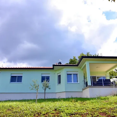 Family Friendly House With A Swimming Pool Buroli, - 22400 *